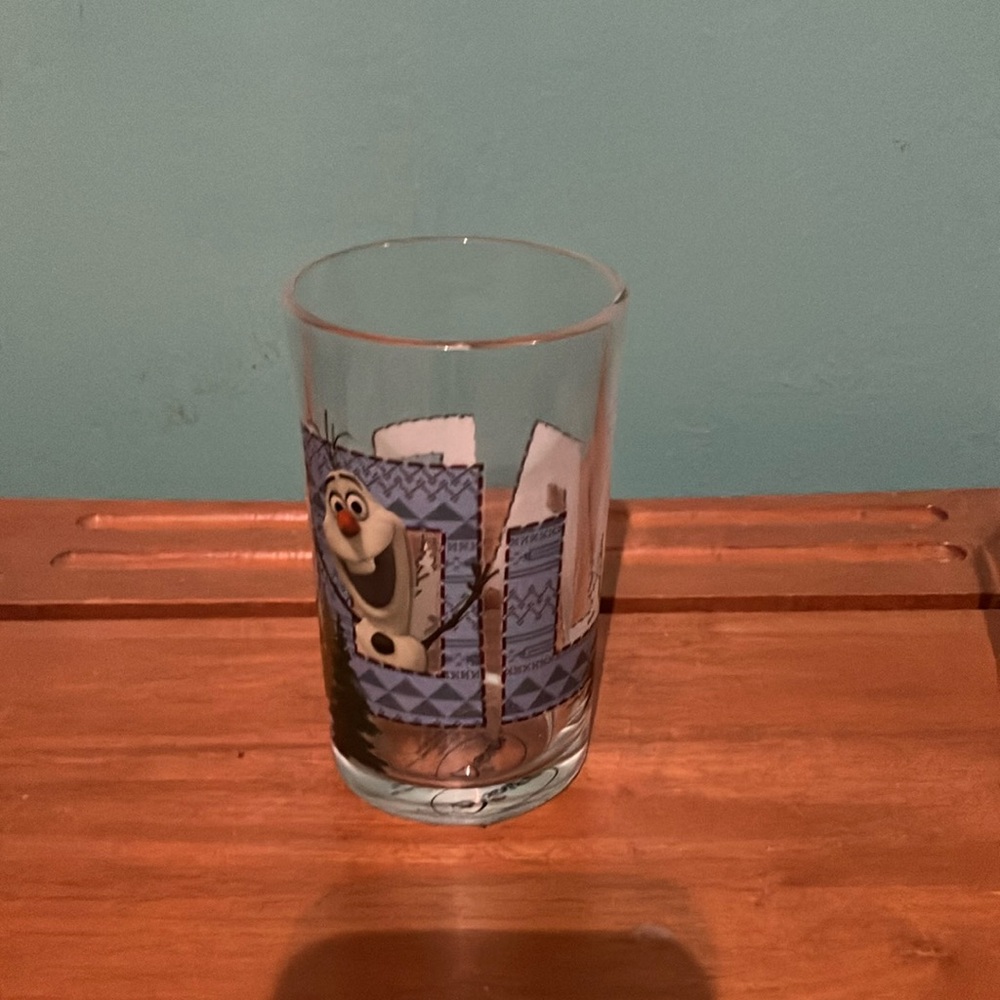 Frozen Characters Juice Glasses